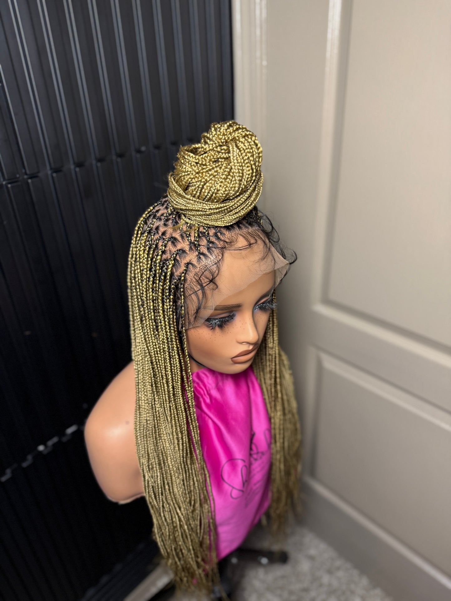 Full lace small knotless braids(full lace)