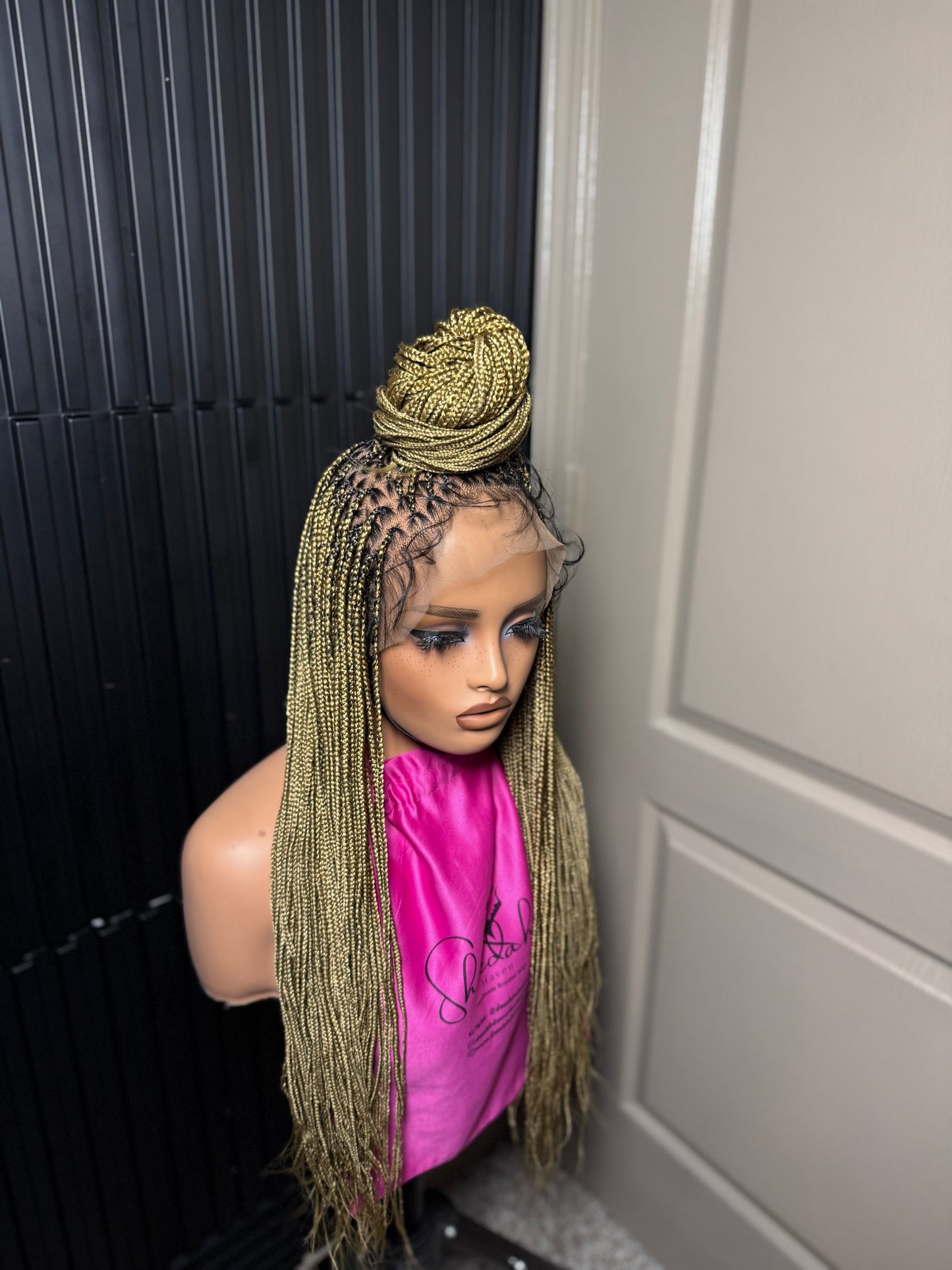 Full lace small knotless braids(full lace)