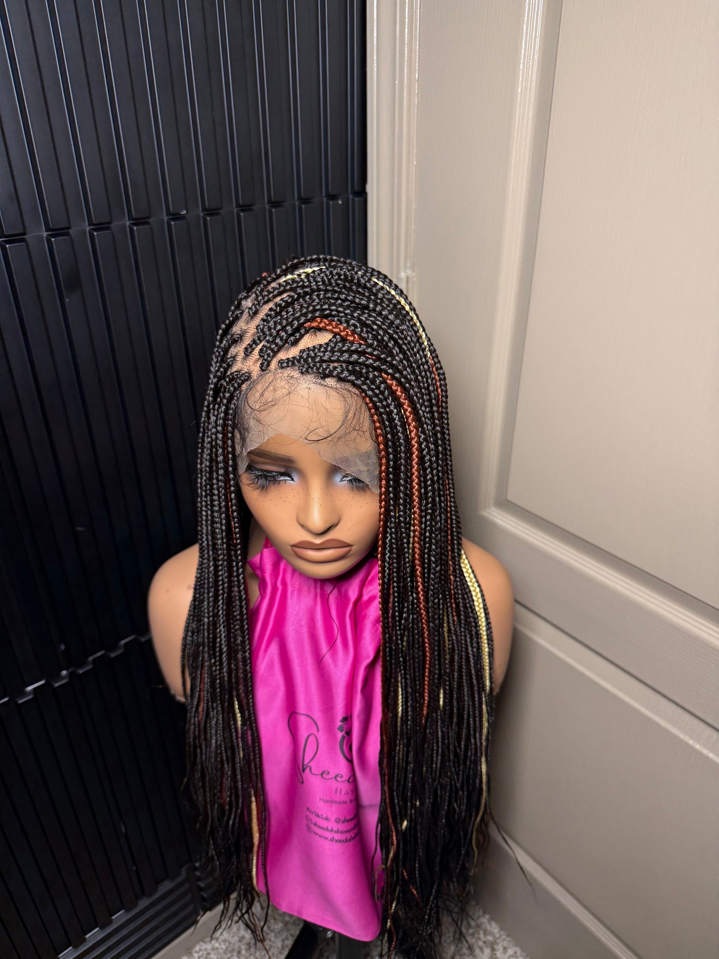 Full lace box highlights braided wig