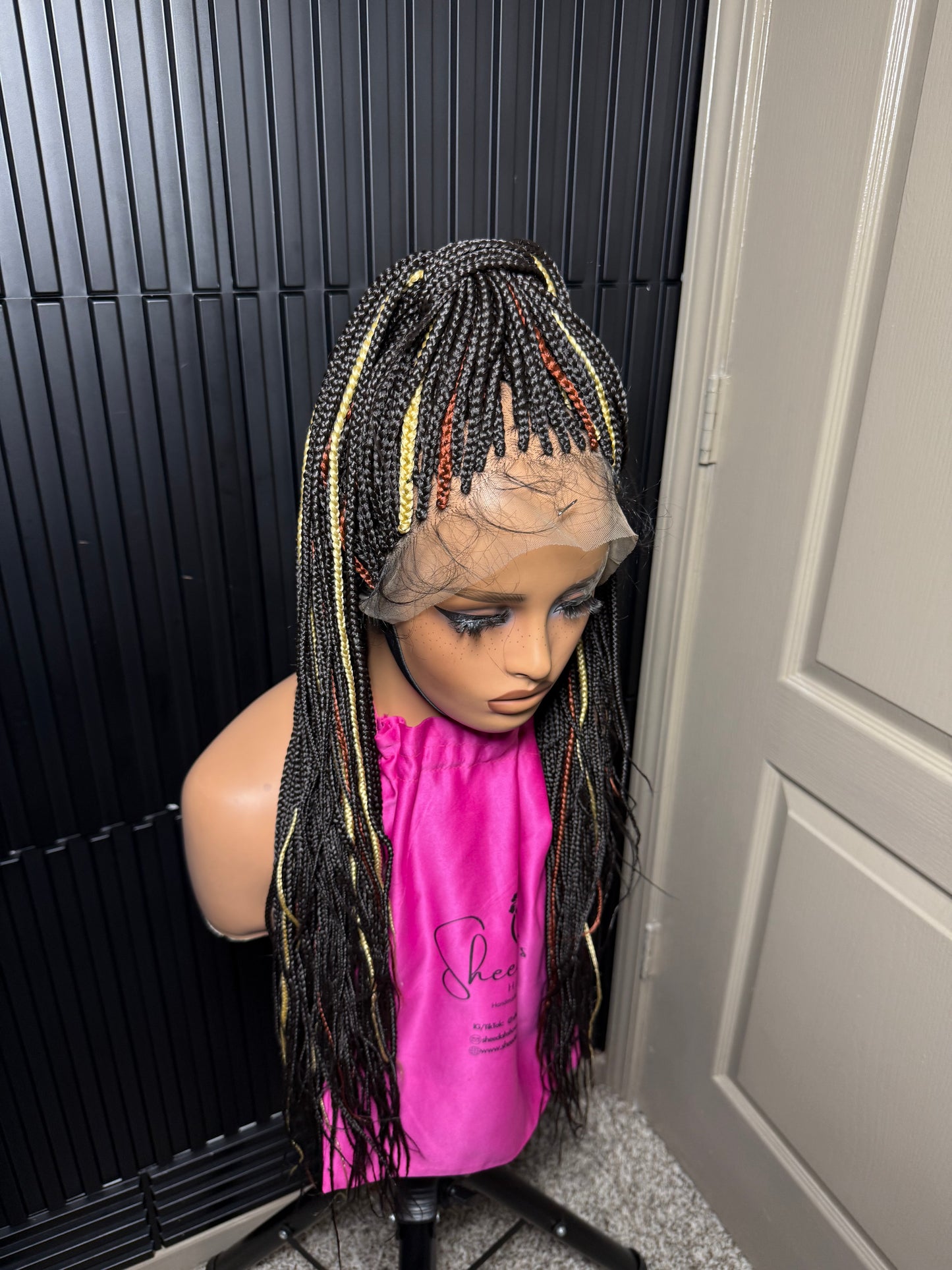 Full lace box highlights braided wig