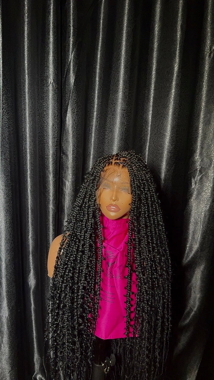 1B Distress knotless braids